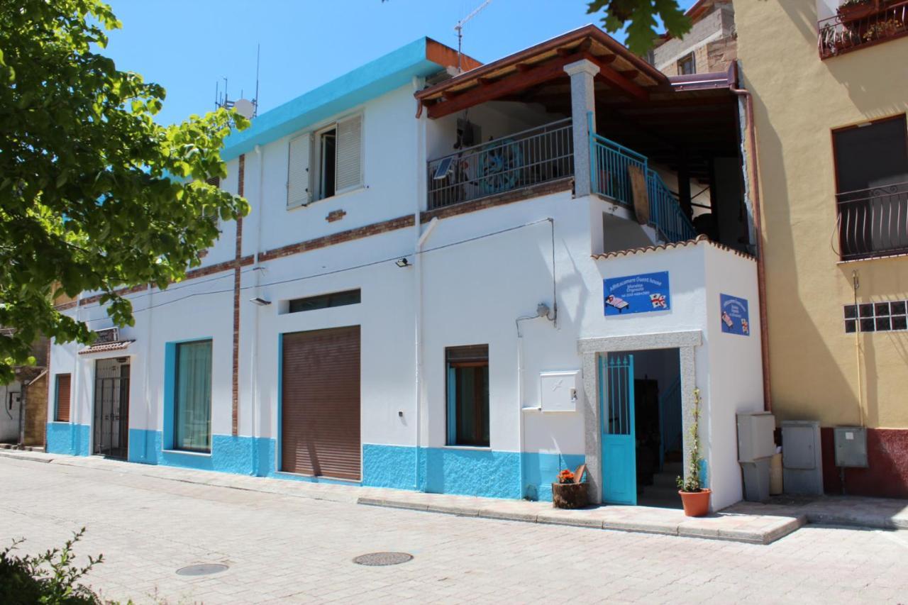 Bed And Breakfast Murales Orgosolo Exterior foto
