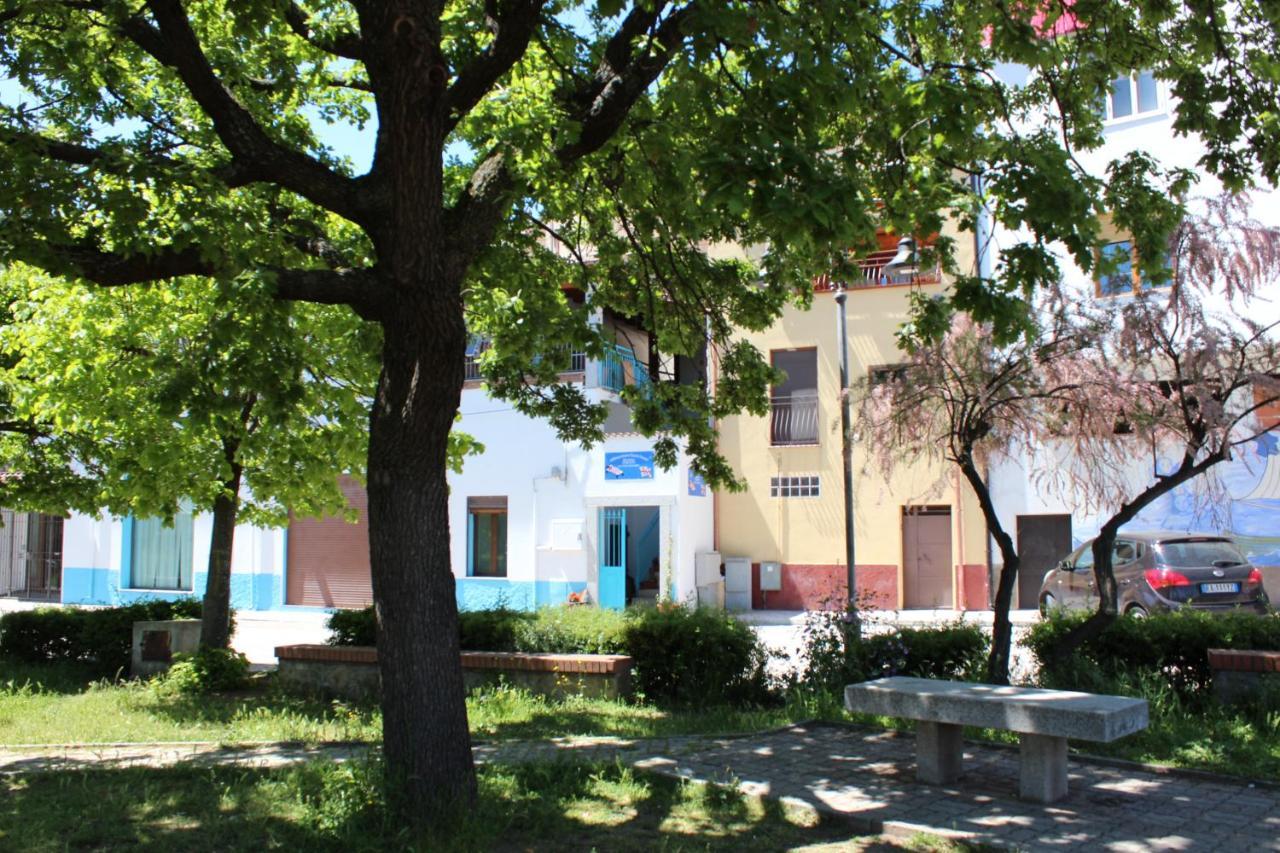 Bed And Breakfast Murales Orgosolo Exterior foto